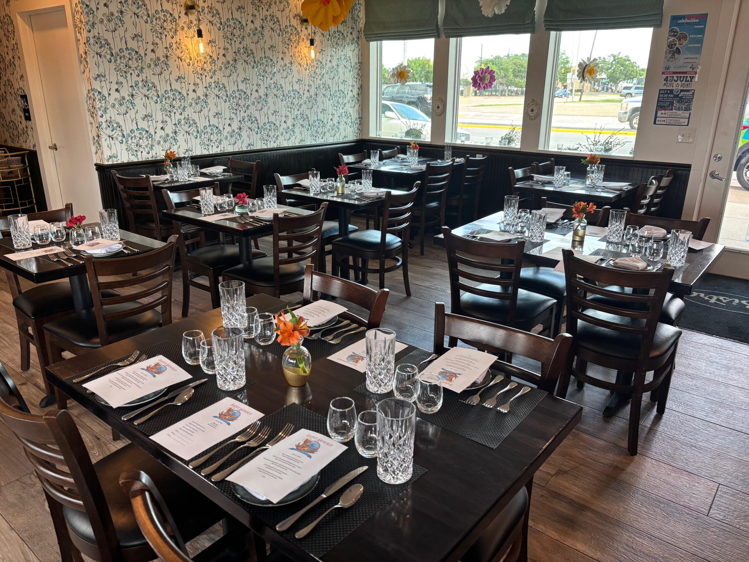 ED’S BISTRO ON MAIN